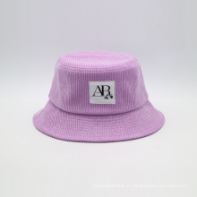 Chapeau de seau en velours en velours violet